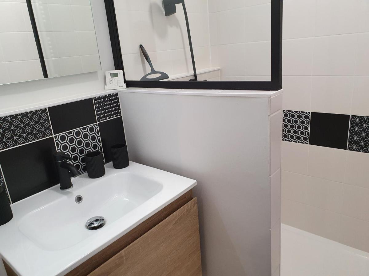 Magnifique Appartement Avec Garage Prive Et Terrasse Reims Dış mekan fotoğraf